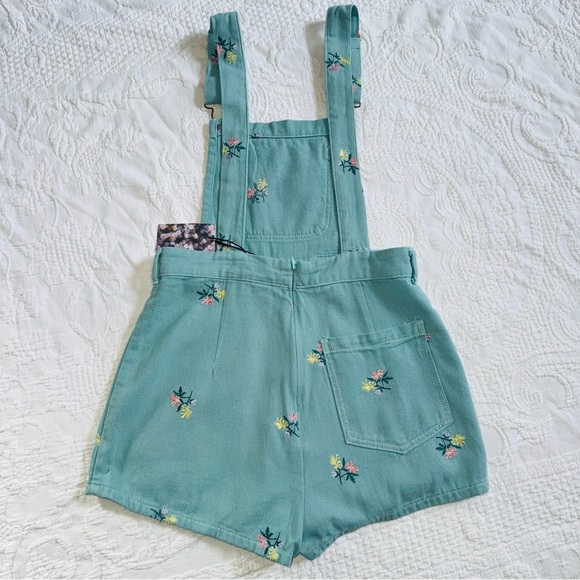 Floral Embroidery Pocket Romper NWT Cider Size Small Teal Blue Green 100% Cotton - Picture 8 of 12
